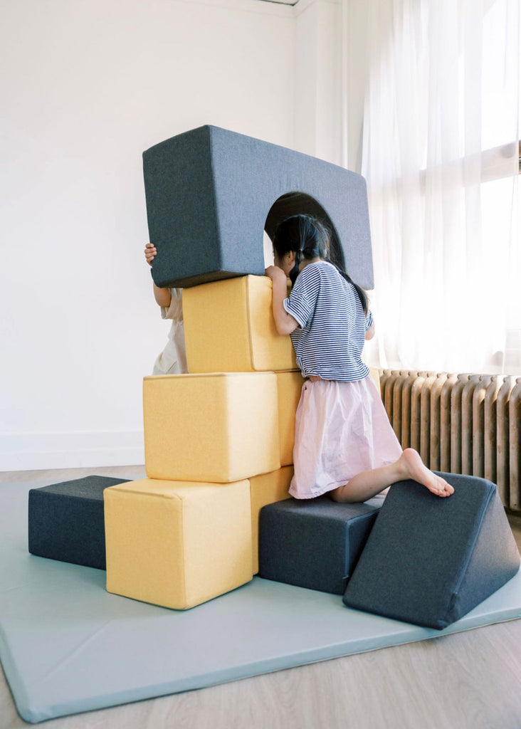 The Stack Store Stack & Store (Building Blocks Set) – KiiCo Play